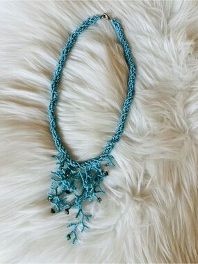 Vintage‎ Handcrafted Turquoise Beaded Necklace